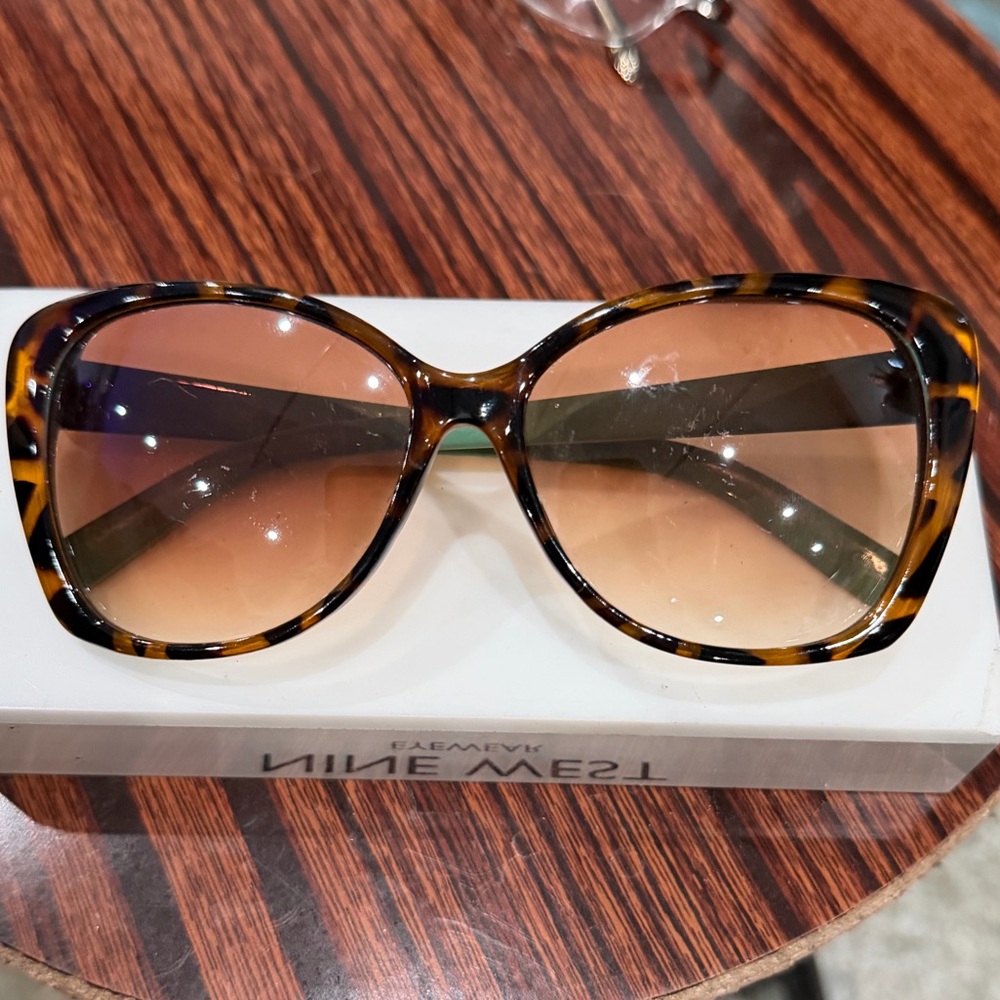 Unique Vintage Tortoise Shell Sunglasses